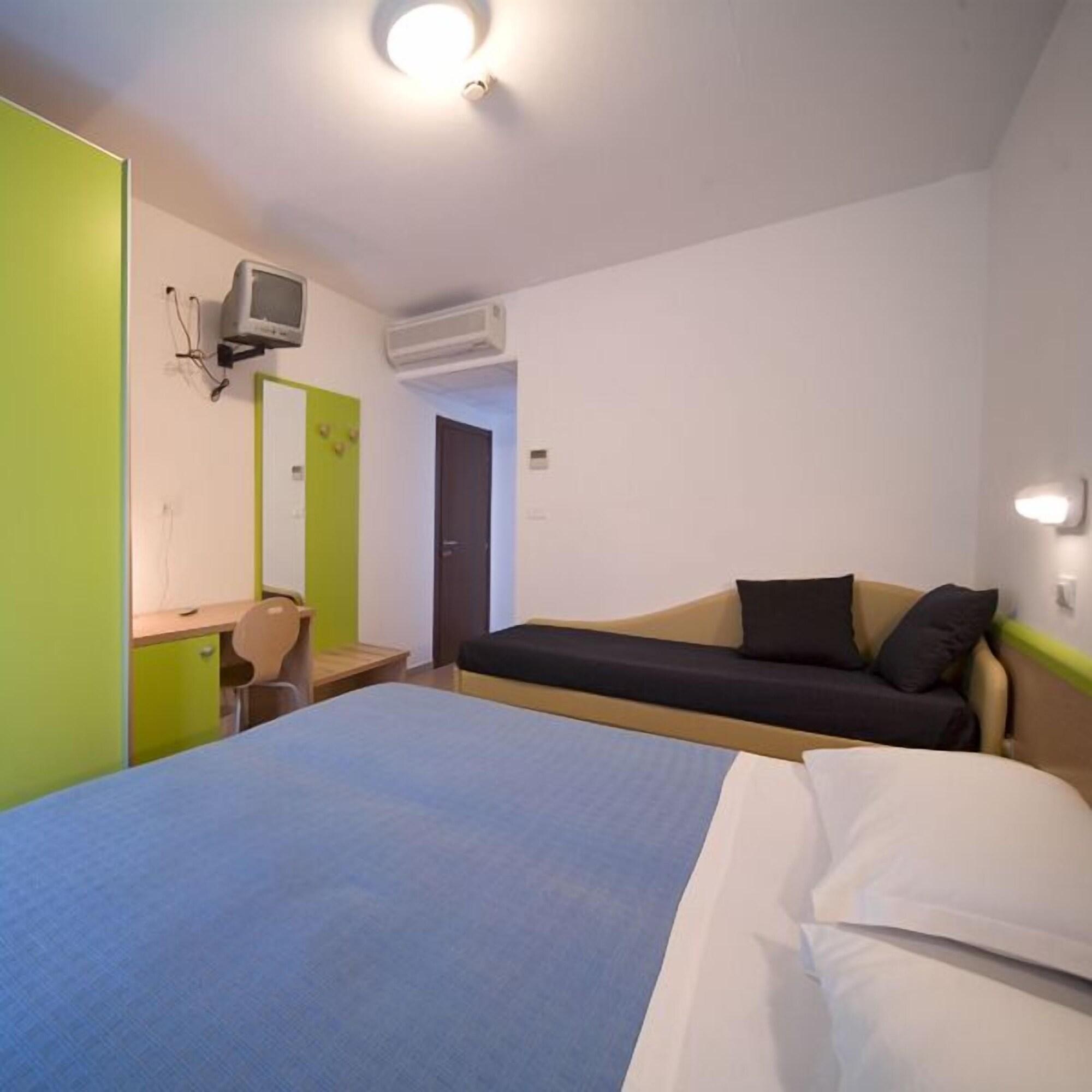 Hotel Savina Rimini Exterior foto